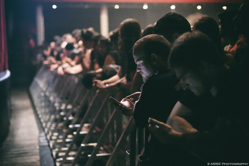 IMAGE: http://absephotography.com/wp-content/uploads/2014/06/Rob_Zombie_20140612-201455-5D1-9839-800x533.jpg