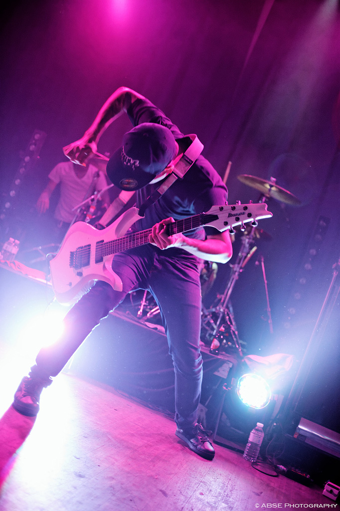 IMAGE: http://absephotography.com/wp-content/uploads/2014/07/Alesana_IMG_2735.jpg