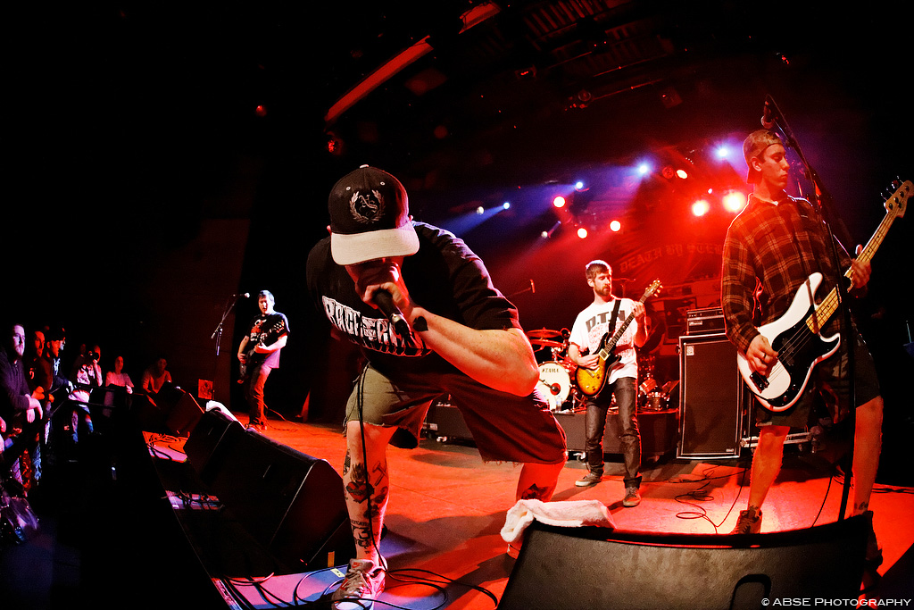 IMAGE: http://absephotography.com/wp-content/uploads/2014/07/Naysayer_IMG_3996.jpg