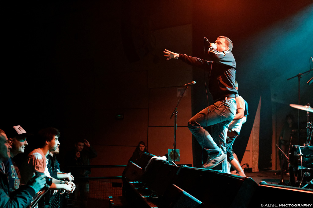 IMAGE: http://absephotography.com/wp-content/uploads/2014/07/Strike_Back_IMG_0004.jpg