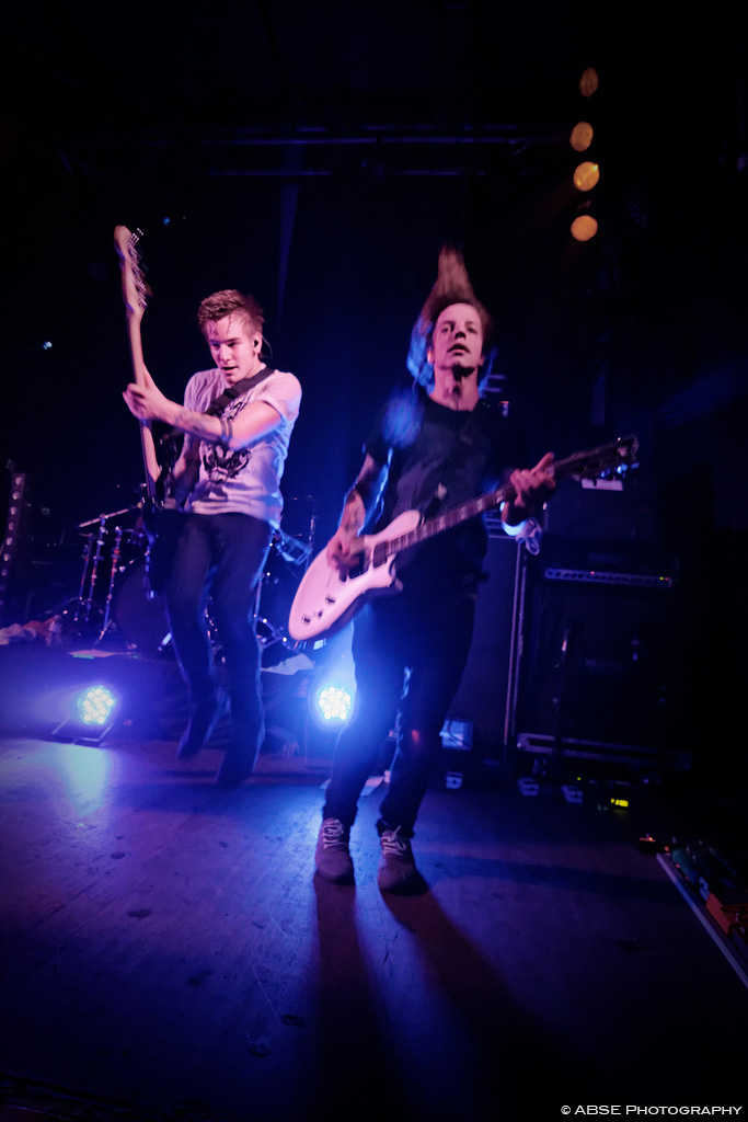 IMAGE: http://absephotography.com/wp-content/uploads/2014/07/We_Came_As_Roman_IMG_3150.jpg