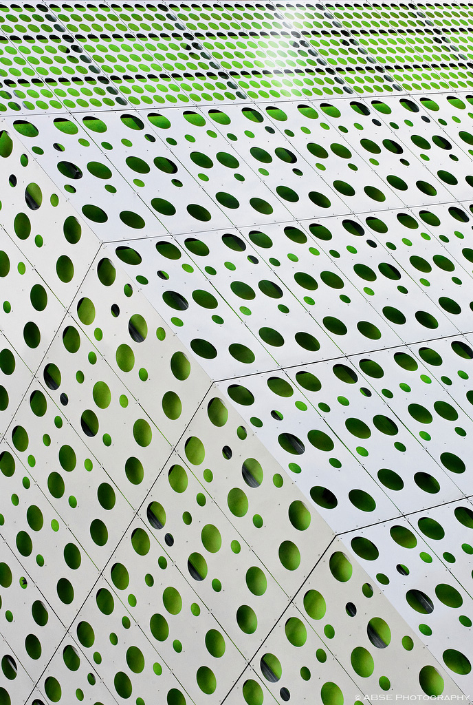 IMAGE: http://absephotography.com/wp-content/uploads/2014/08/Nantes_20120407-151331-5D1-7012.jpg