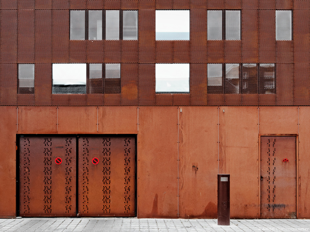 IMAGE: http://absephotography.com/wp-content/uploads/2014/08/Nantes_20120407-162051-7D-7012.jpg