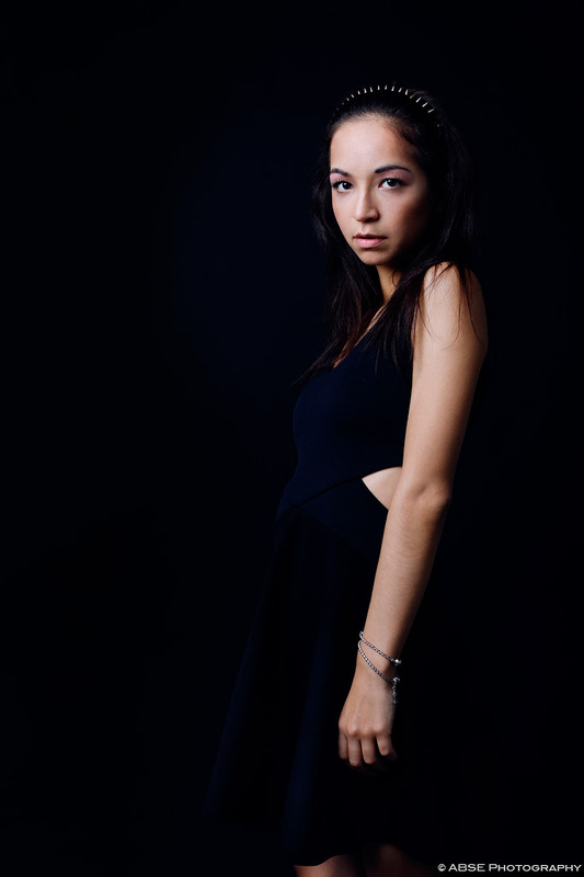 http://absephotography.com/wp-content/uploads/2014/10/Inga__D3_2365-533x800.jpg
